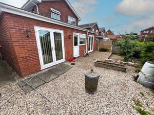 Photo 22- click for photo gallery